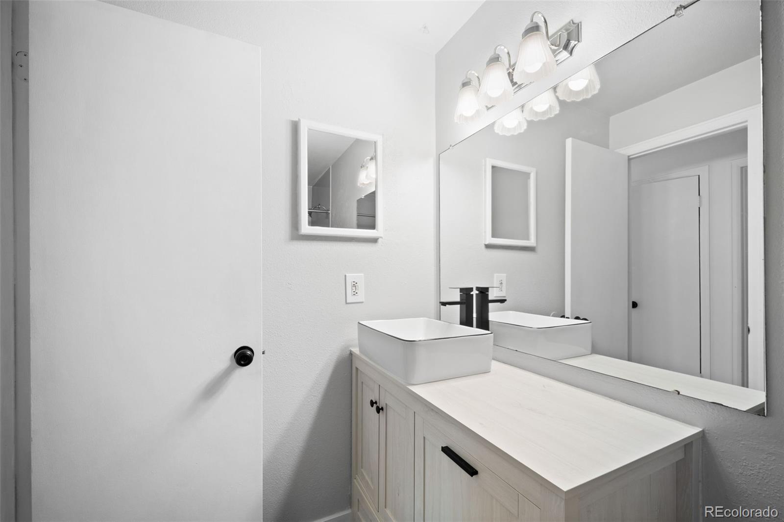 13375 W 69th Place