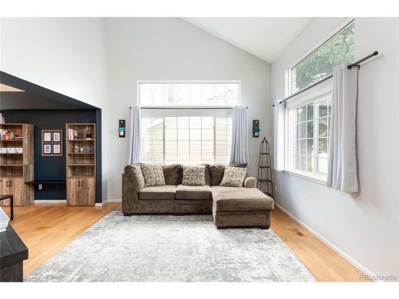 8424 Oak Way