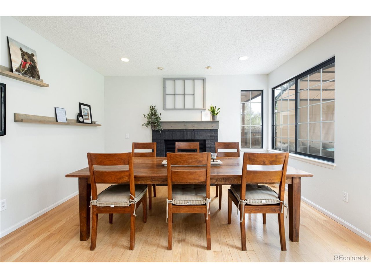 8424 Oak Way