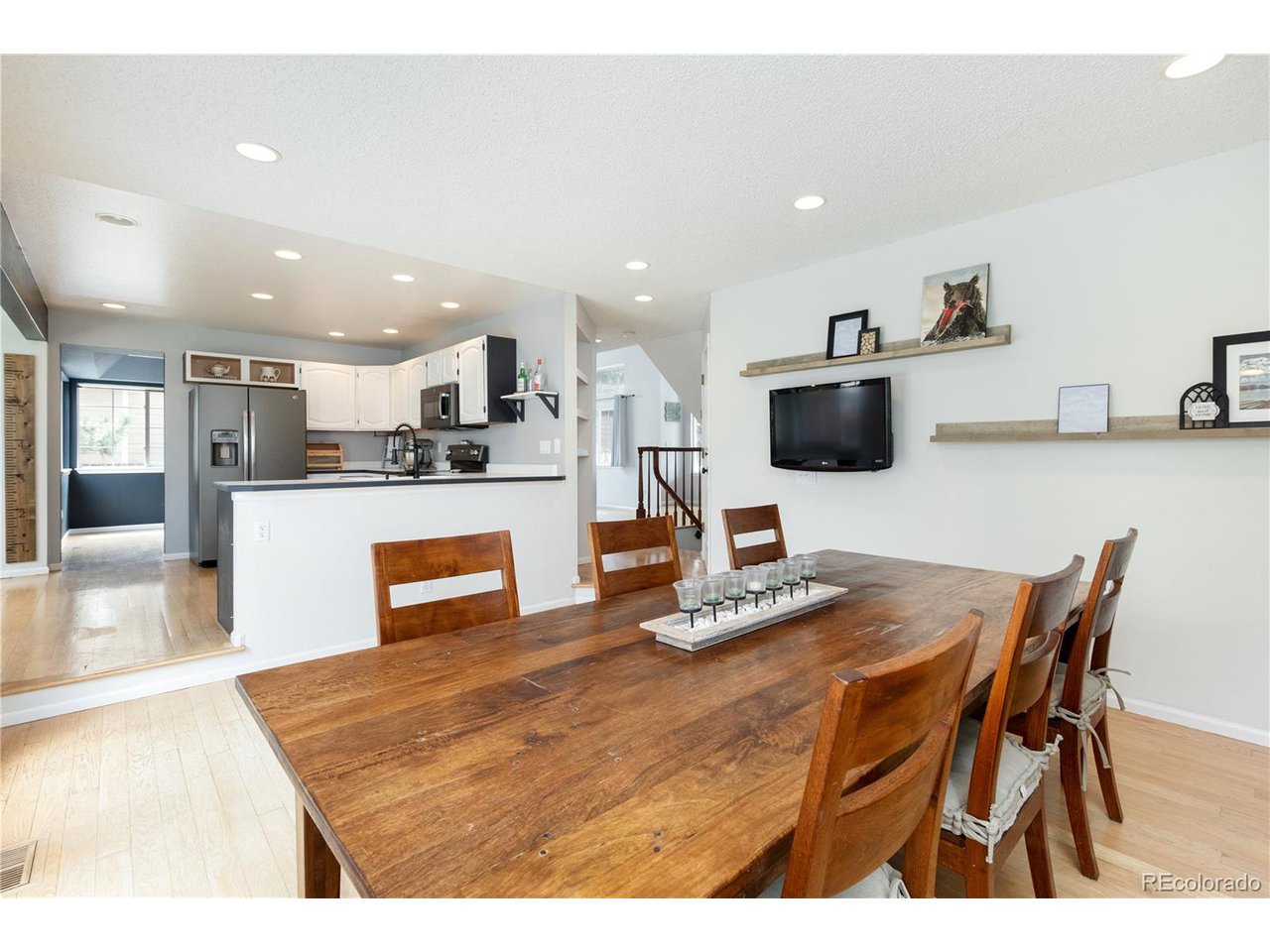 8424 Oak Way