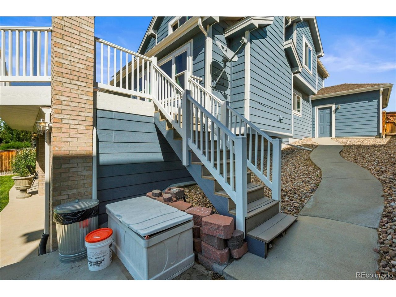 9331 Mountain Brush St