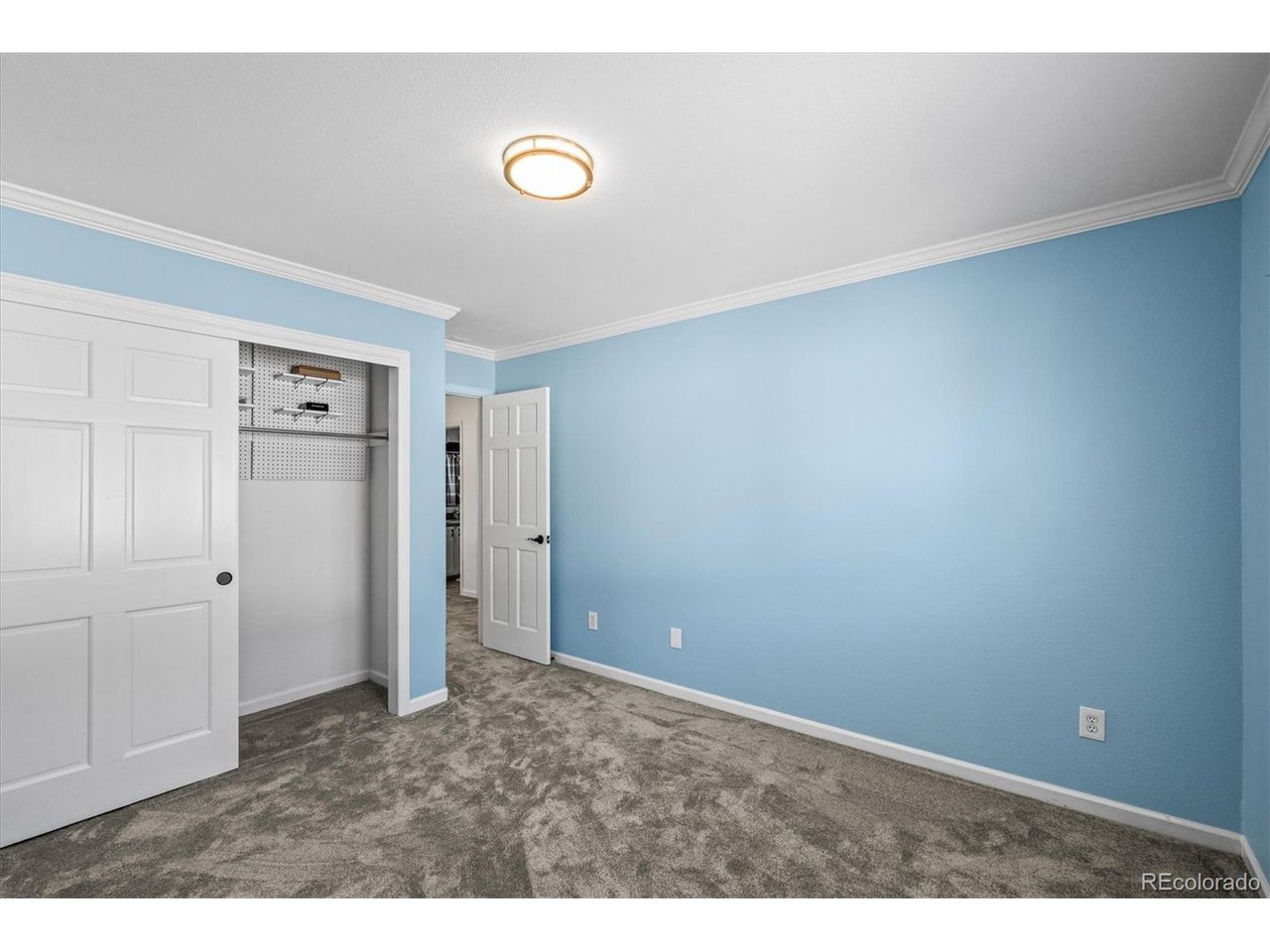 9331 Mountain Brush St