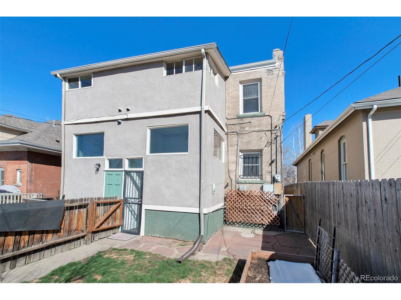 2409 N Franklin St