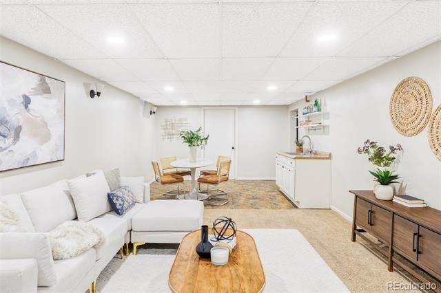 375 Coral Street