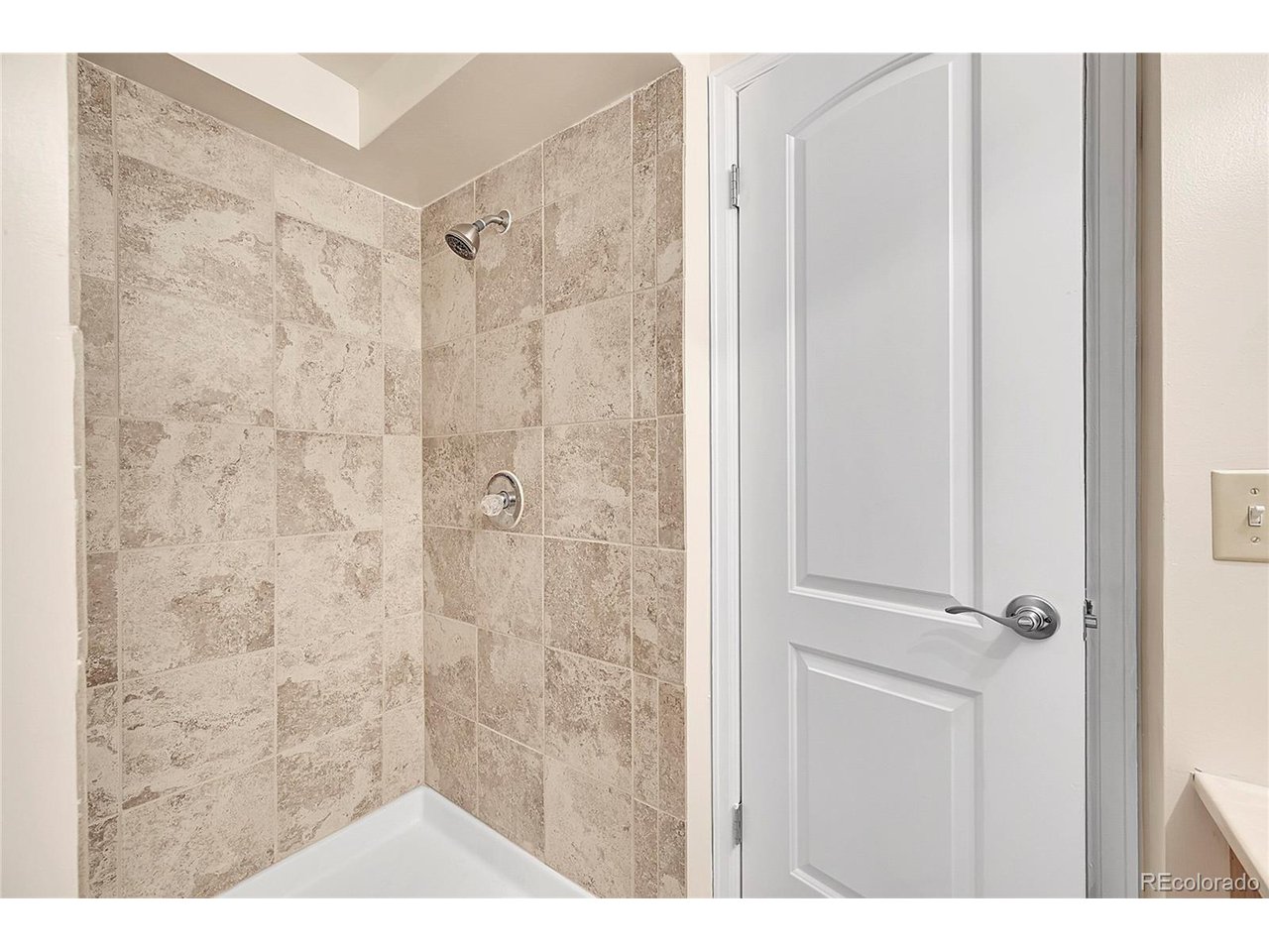 17252 E Progress Cir
