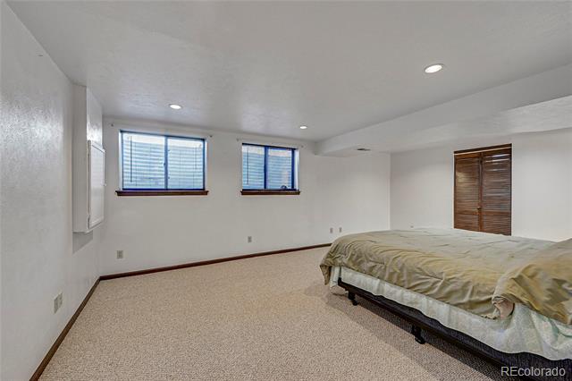 17252 E Progress Circle