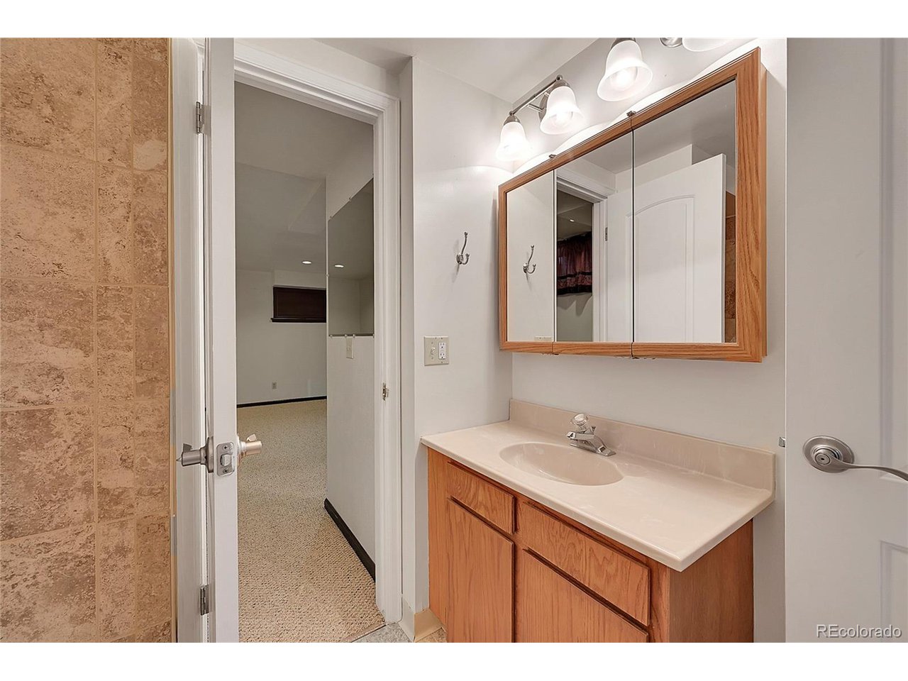 17252 E Progress Cir