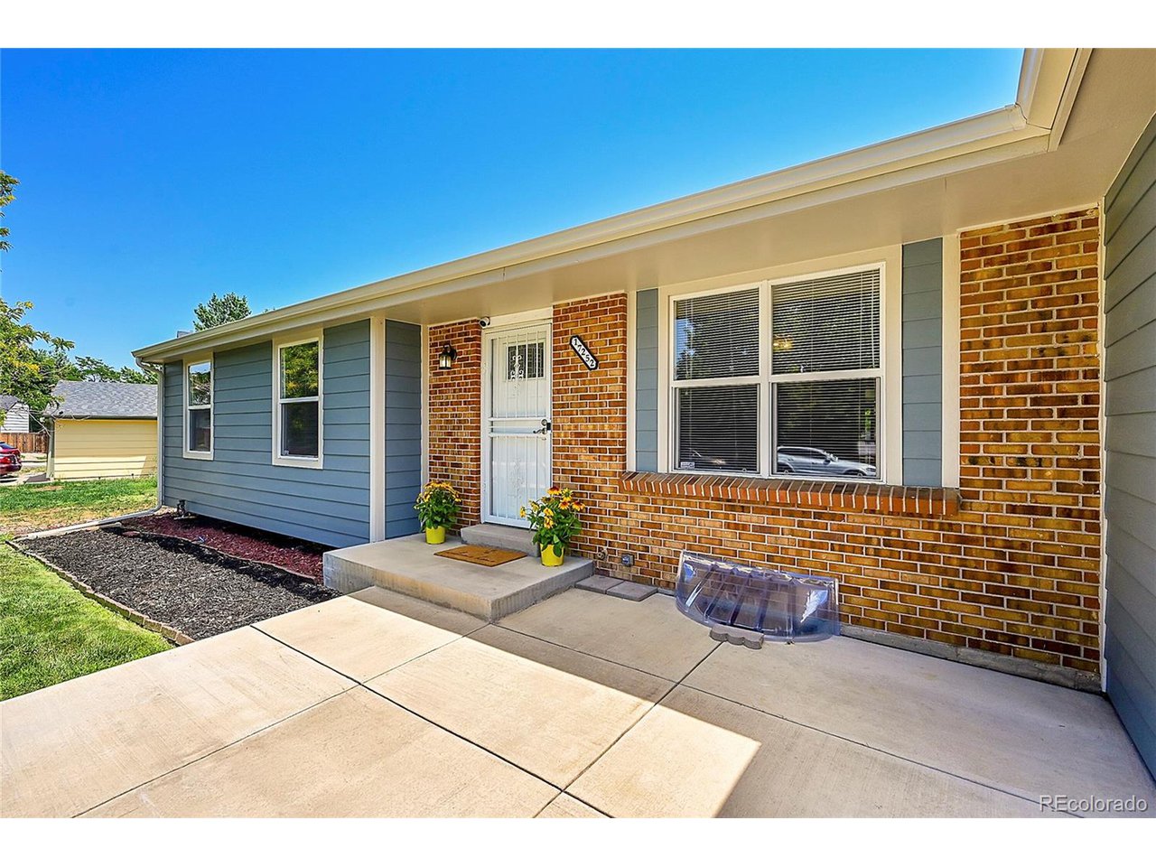 17252 E Progress Cir