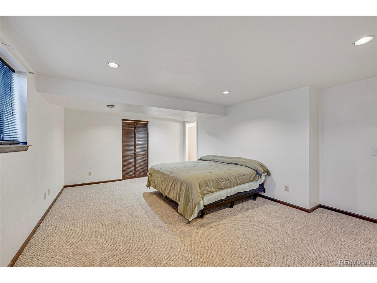 17252 E Progress Cir
