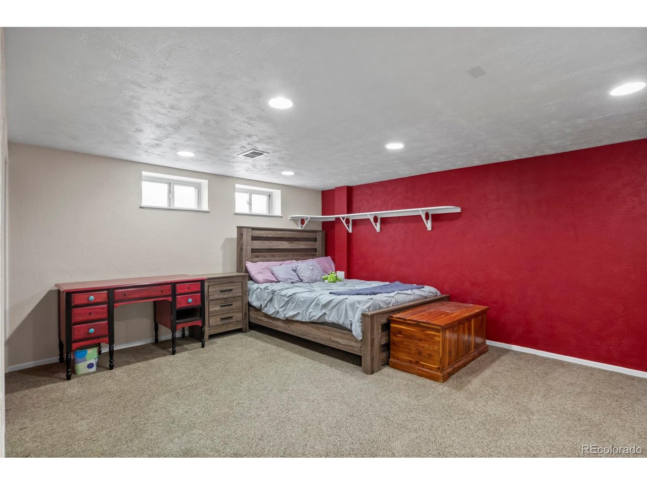 9566 Pelon Dr