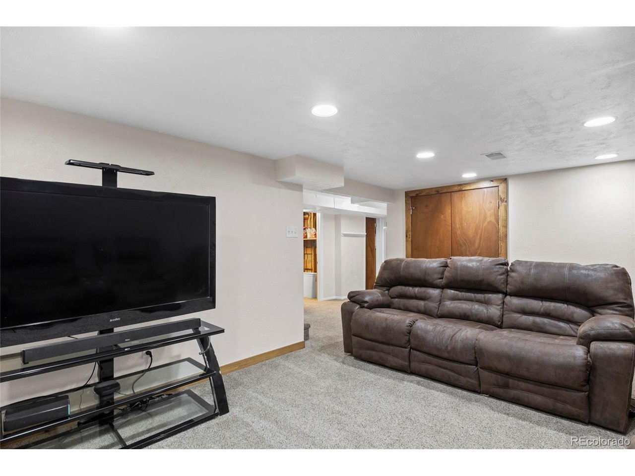 9566 Pelon Dr