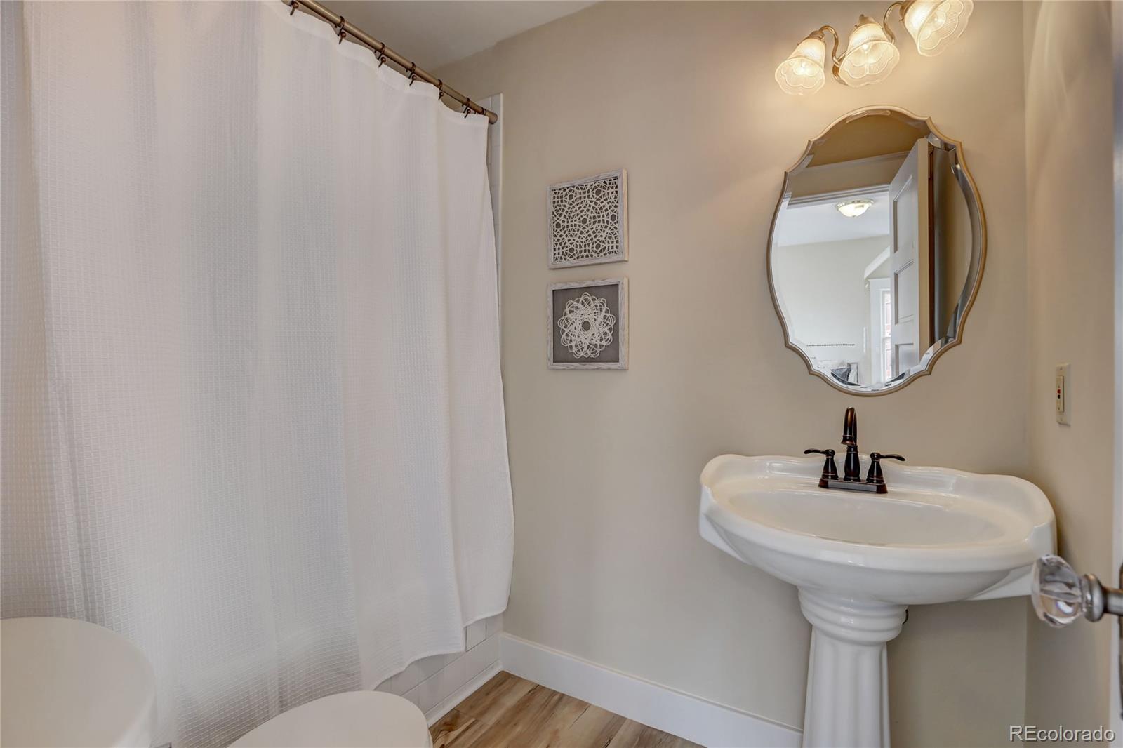 1422 Washington Avenue