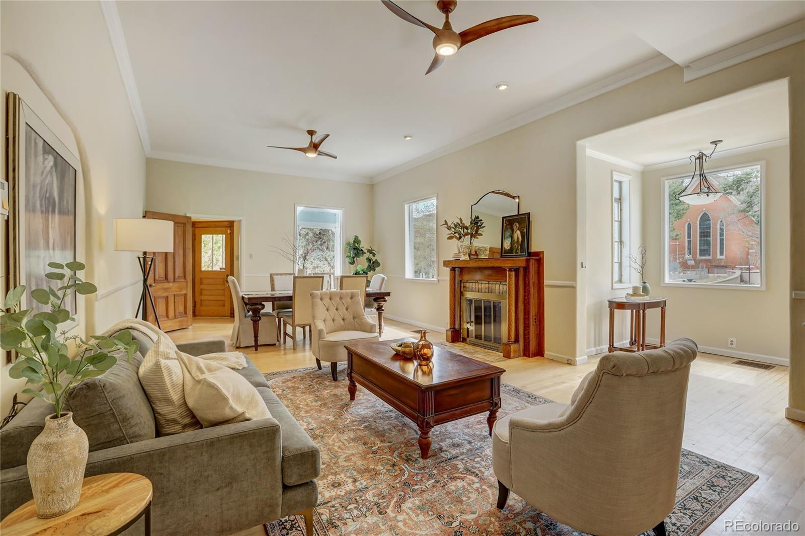 1422 Washington Avenue