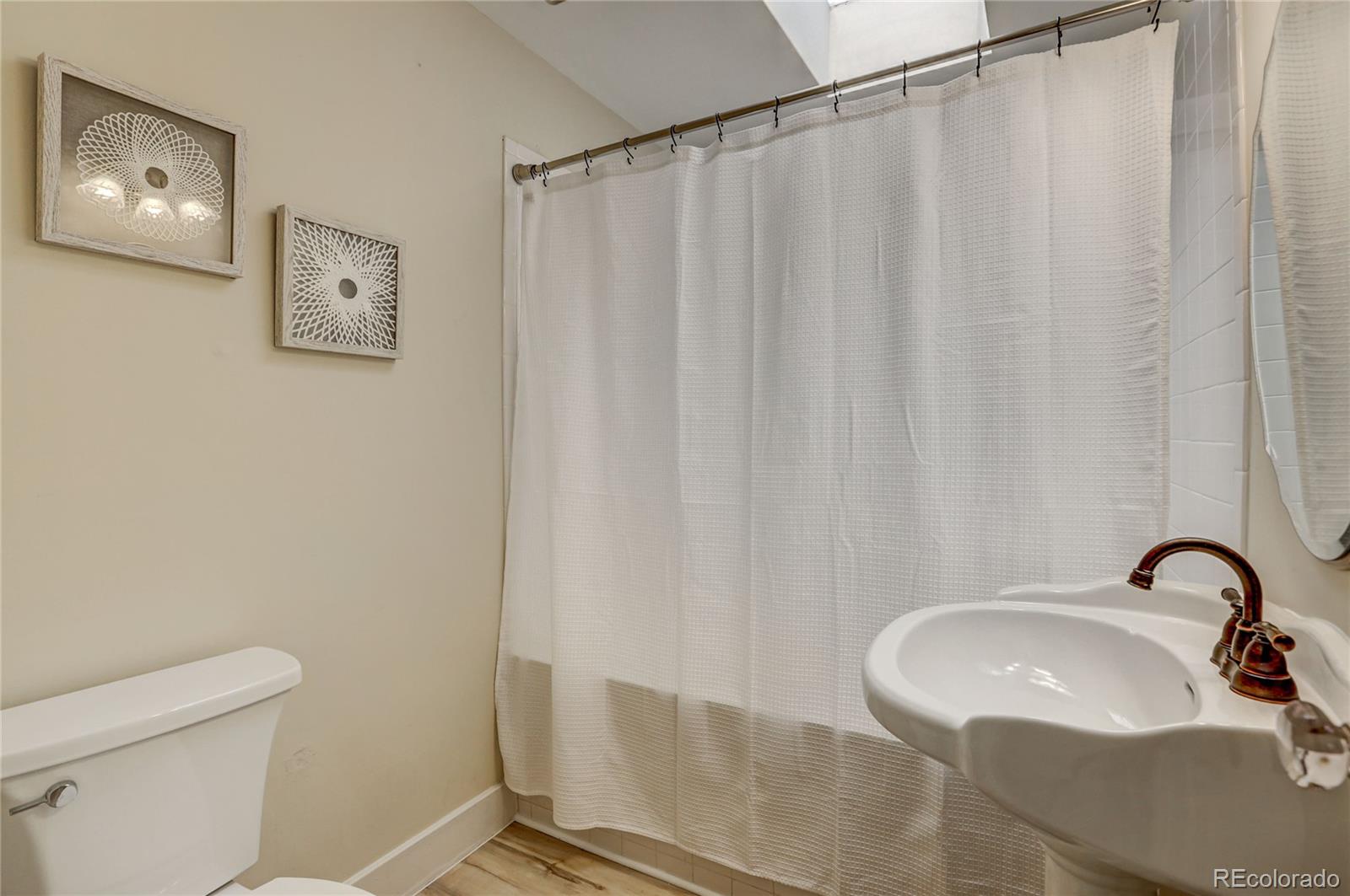 1422 Washington Avenue