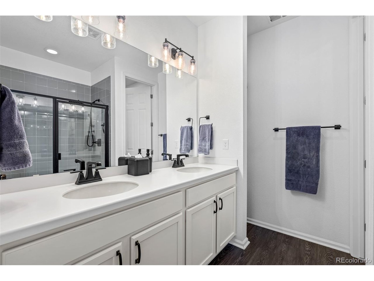 144 Vista Cliff Cir