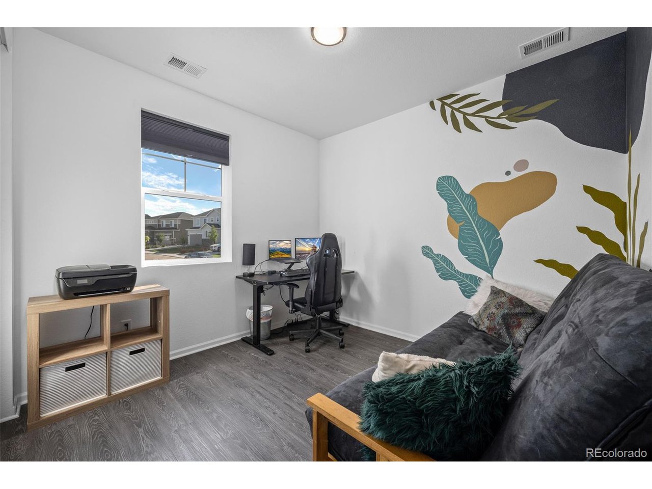 144 Vista Cliff Cir