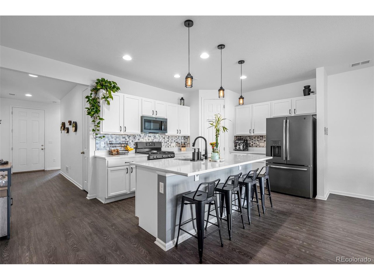 144 Vista Cliff Cir
