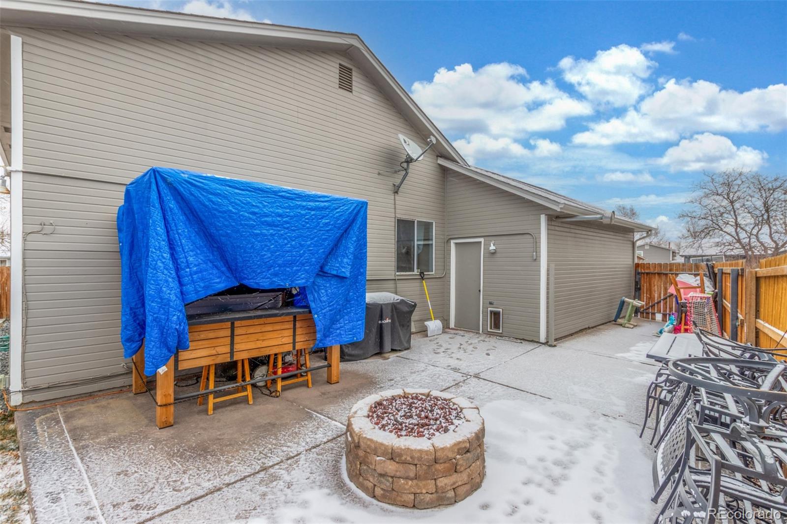 4219 S Halifax Court