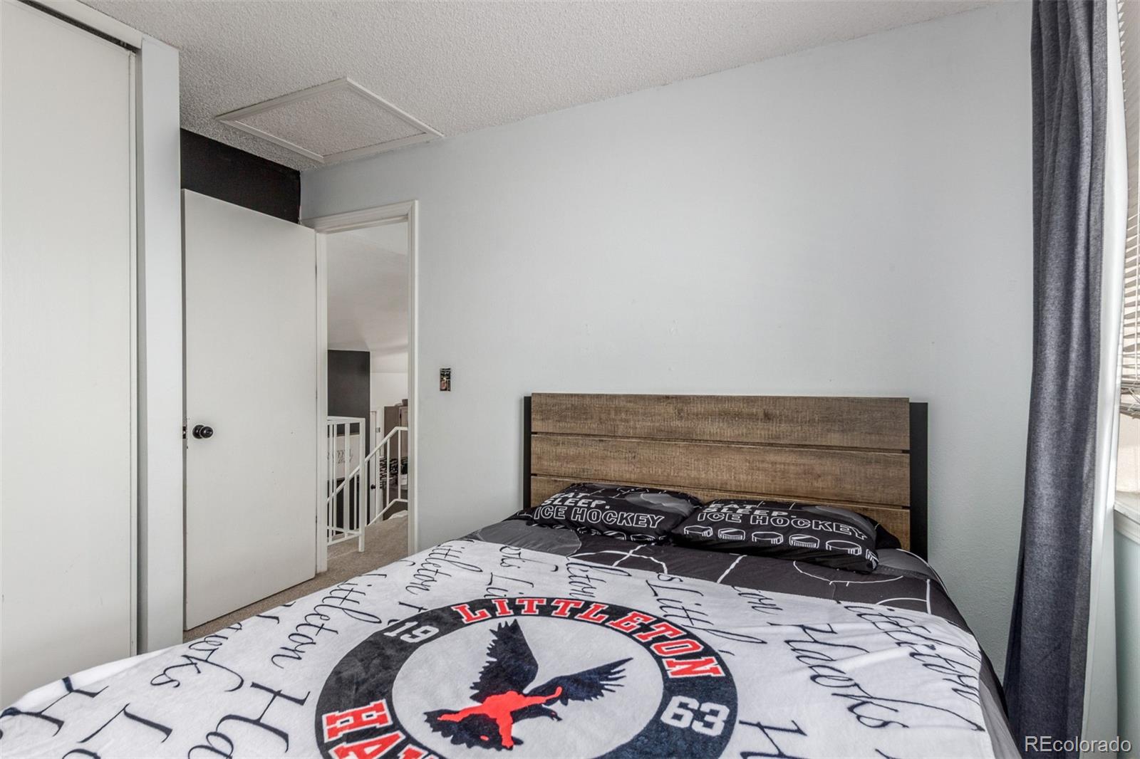 4219 S Halifax Court