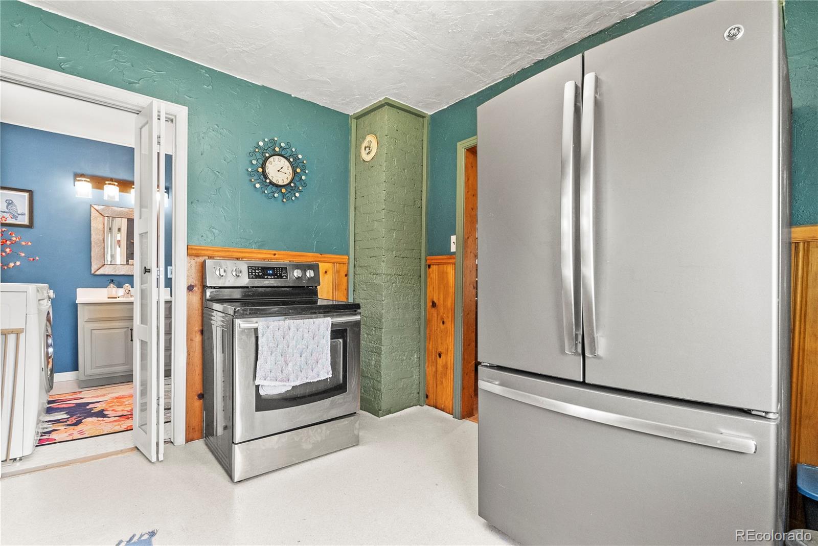 26351 Sheldon Street