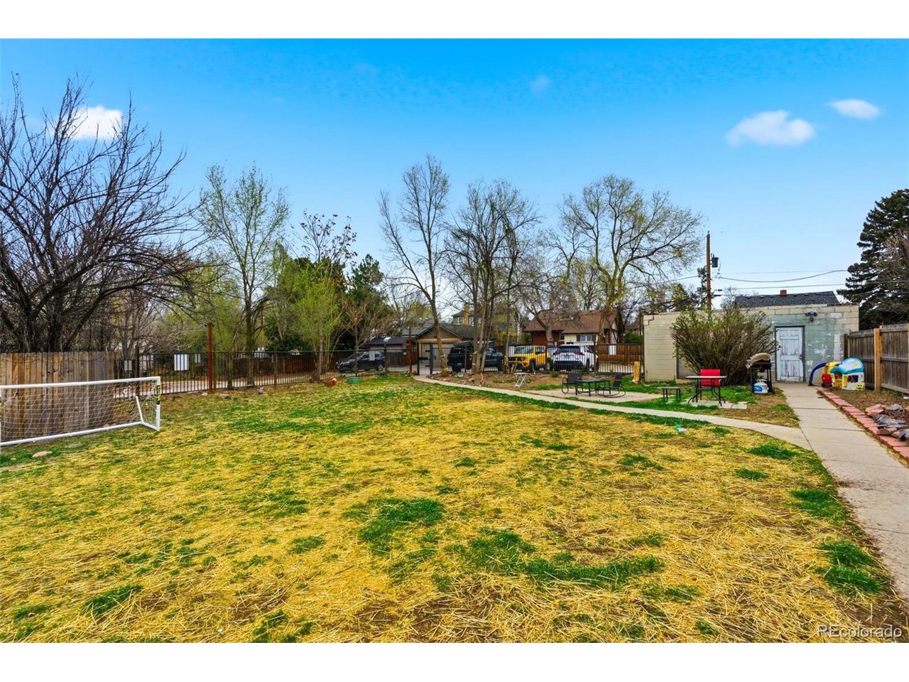 1620 Colorado Blvd 1