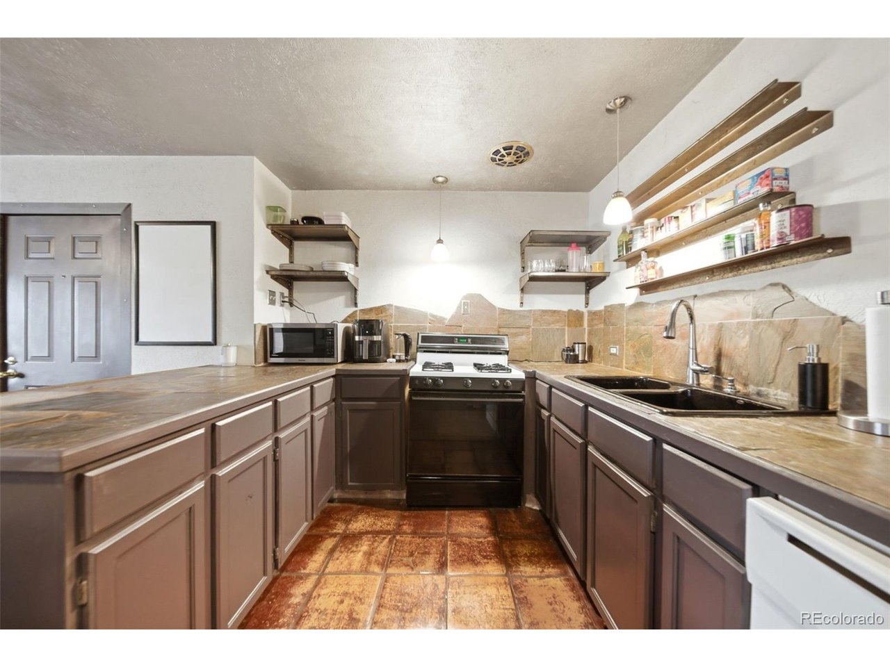 1620 Colorado Blvd 1