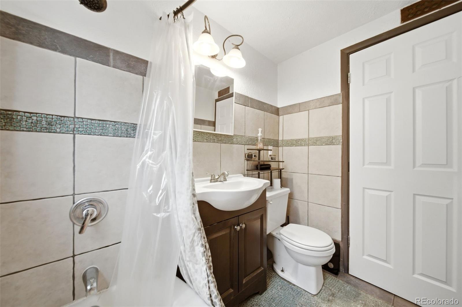 1620 Colorado Boulevard Unit: 1