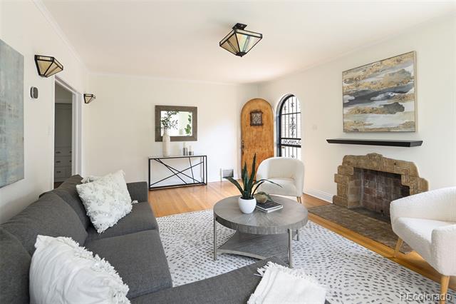 1615 Locust Street