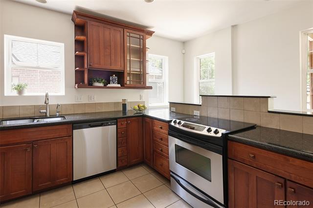 1615 Locust Street