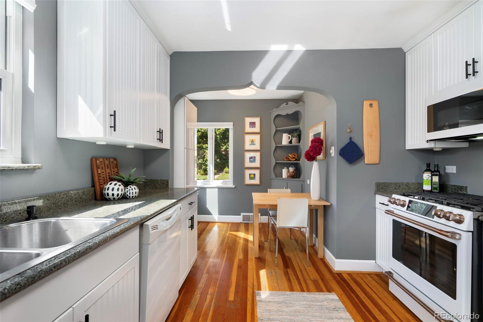 2638 Tennyson Street