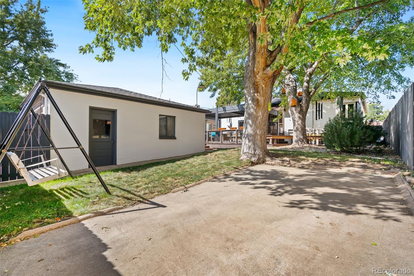 2638 Tennyson Street