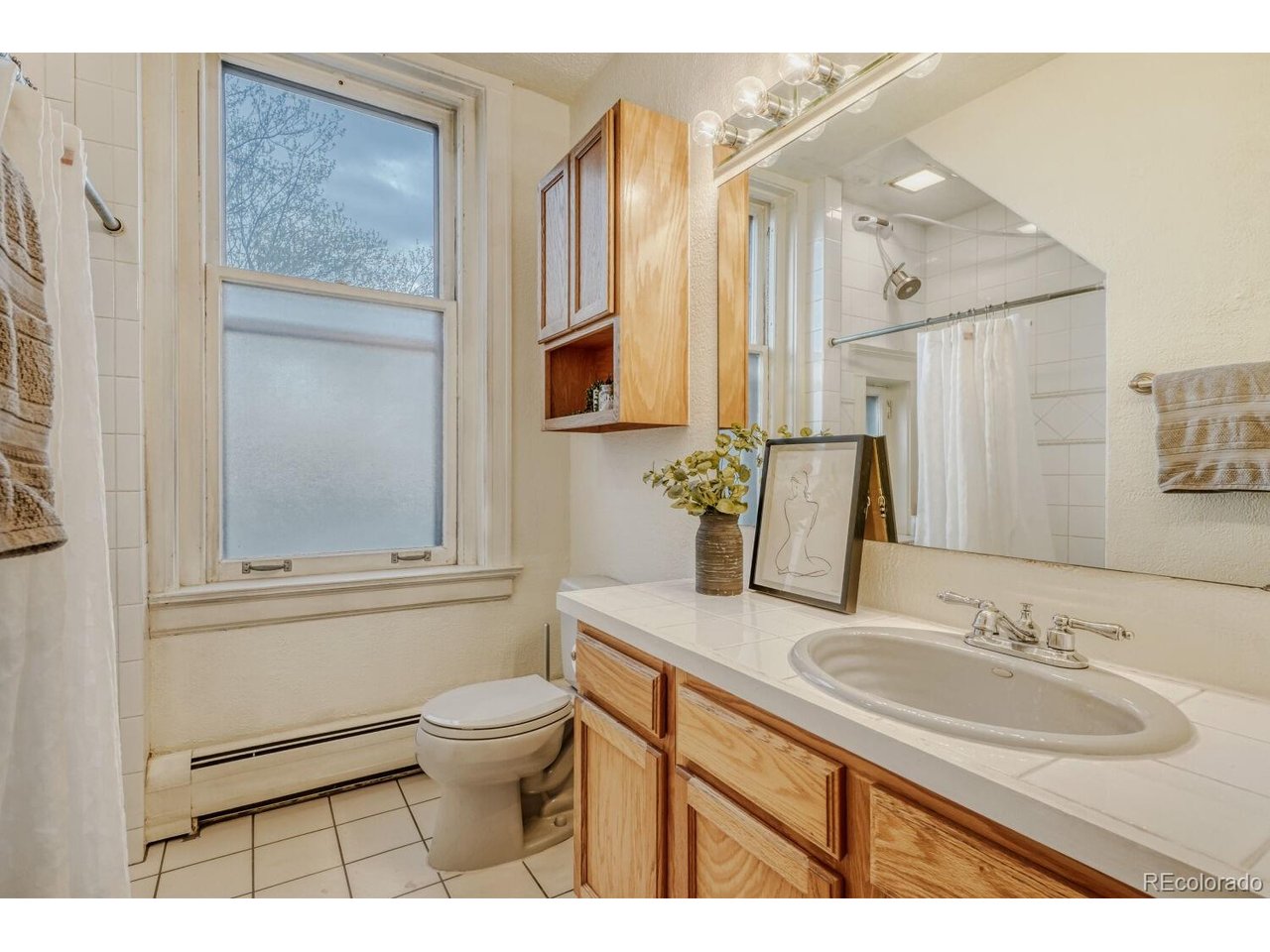 108 W Byers Pl 202