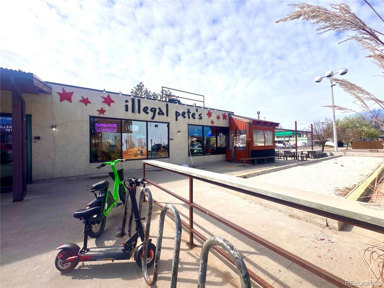 108 W Byers Pl 202