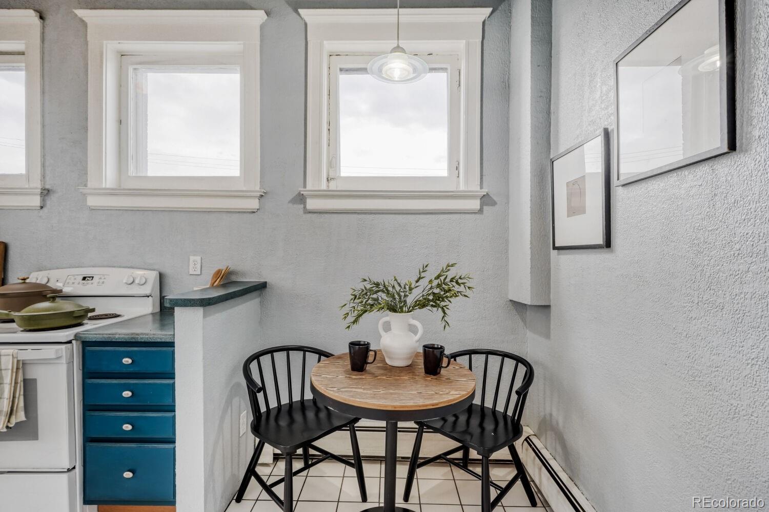 108 W Byers Place Unit: 202