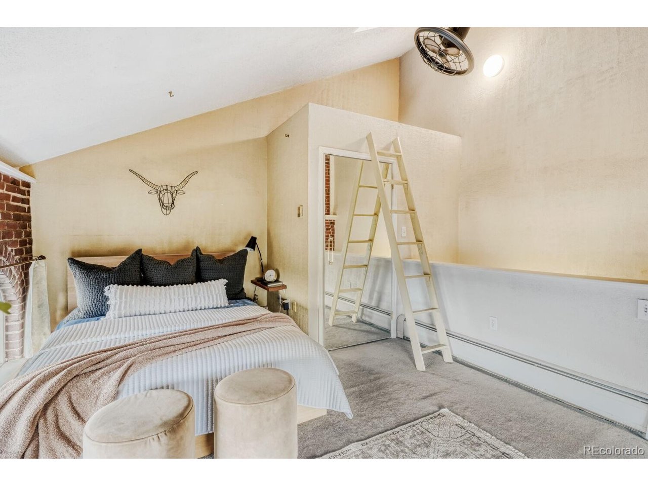108 W Byers Pl 202