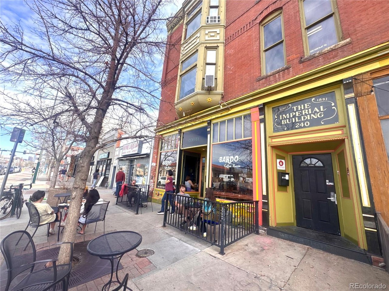 108 W Byers Pl 202