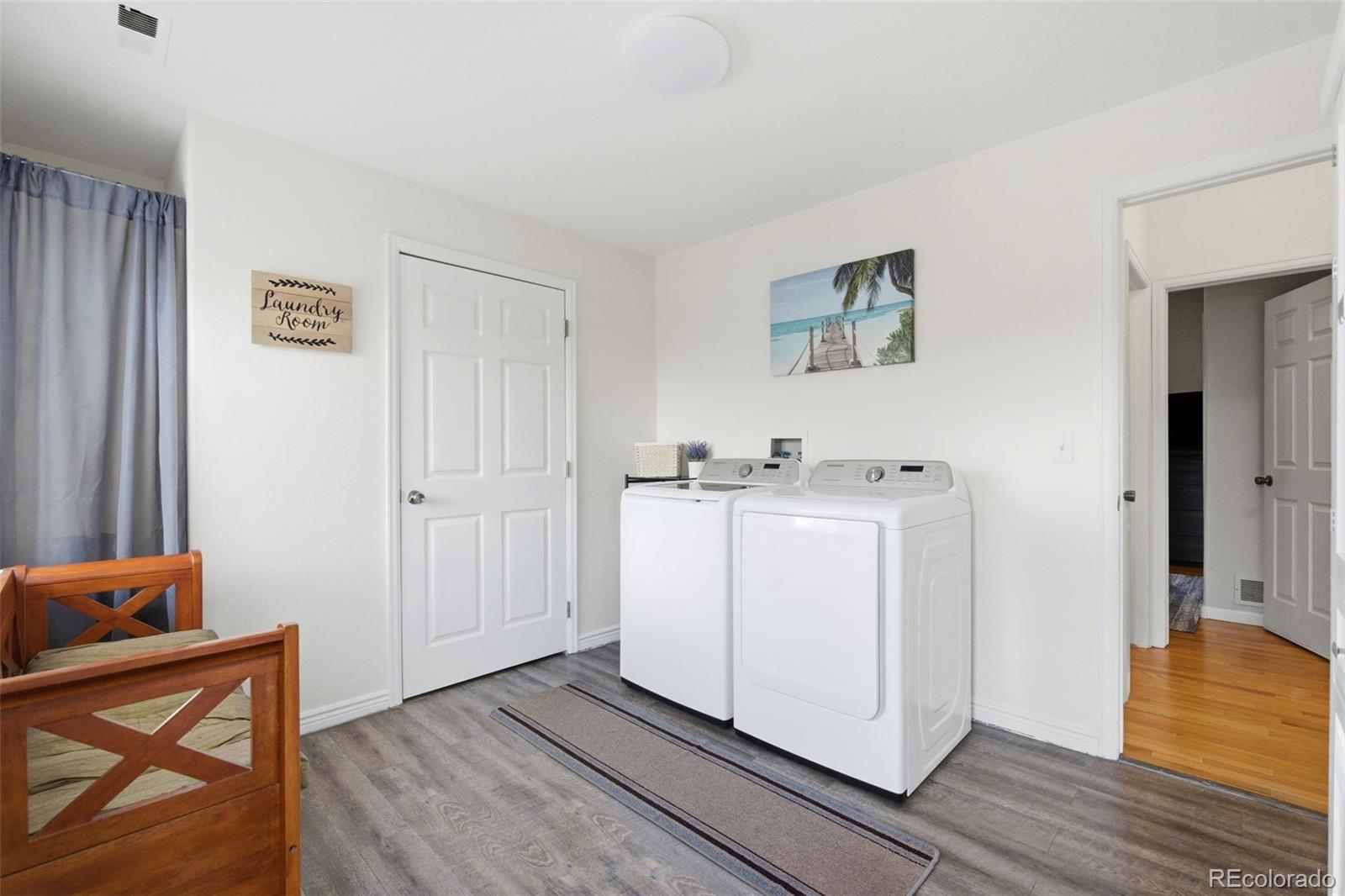 2210 Devonshire Court