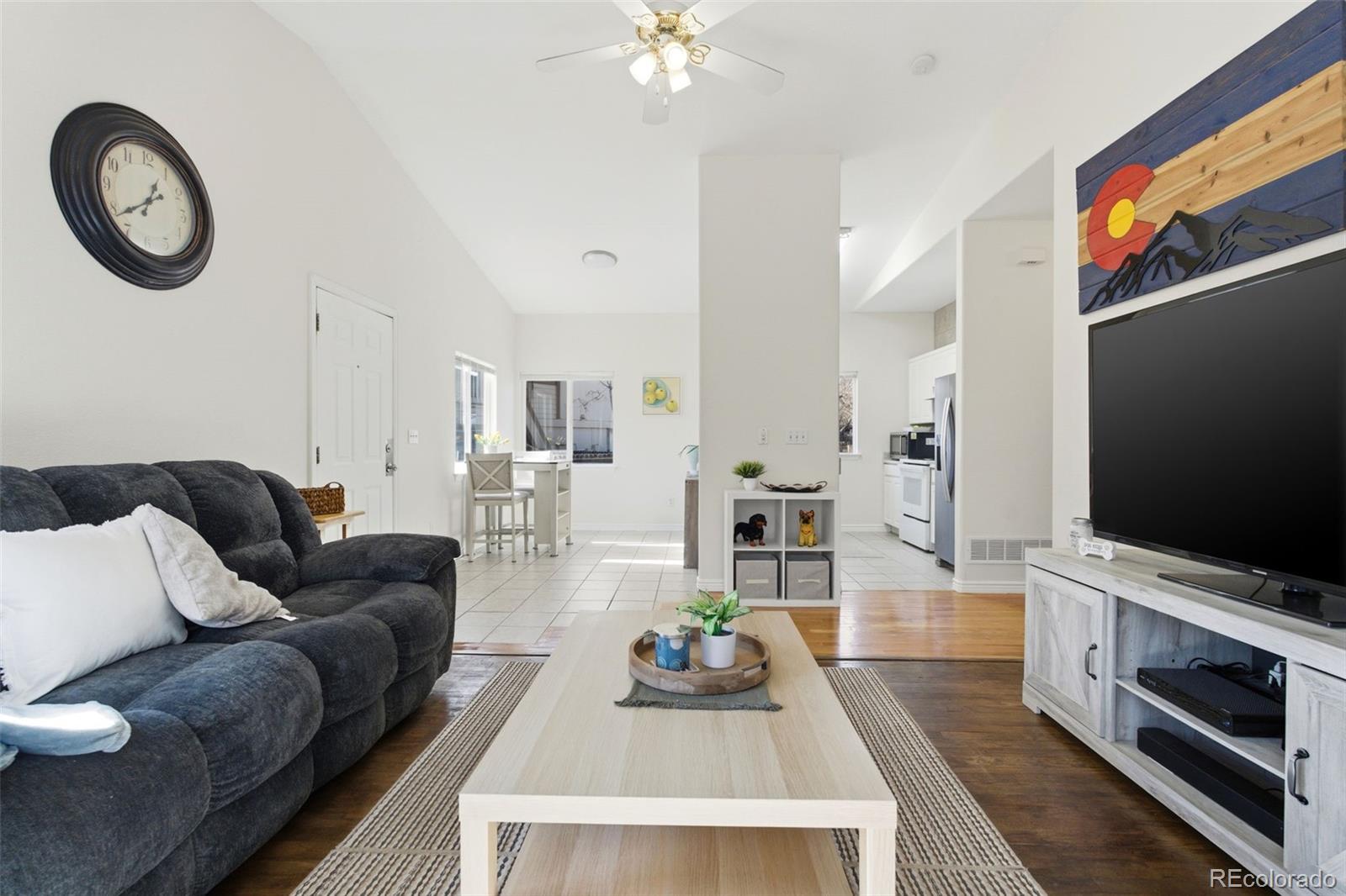 2210 Devonshire Court