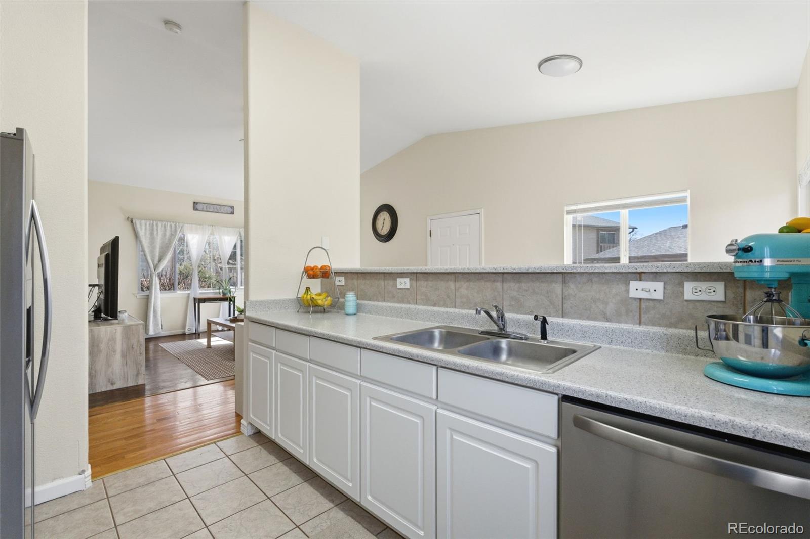 2210 Devonshire Court