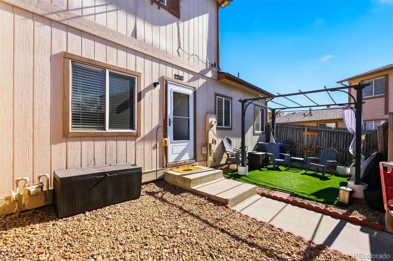 2210 Devonshire Court