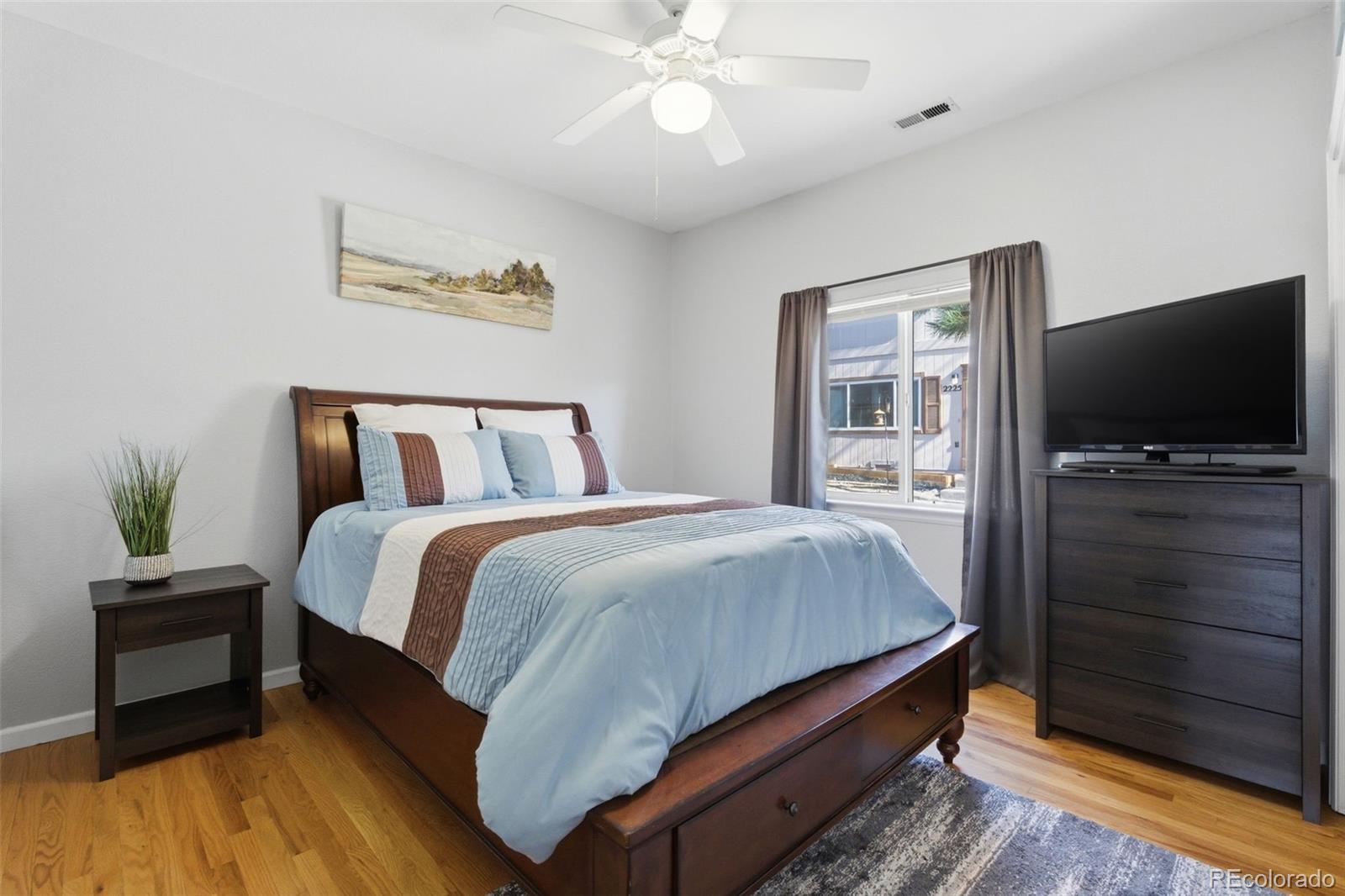 2210 Devonshire Court