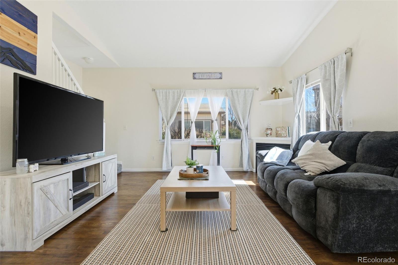 2210 Devonshire Court