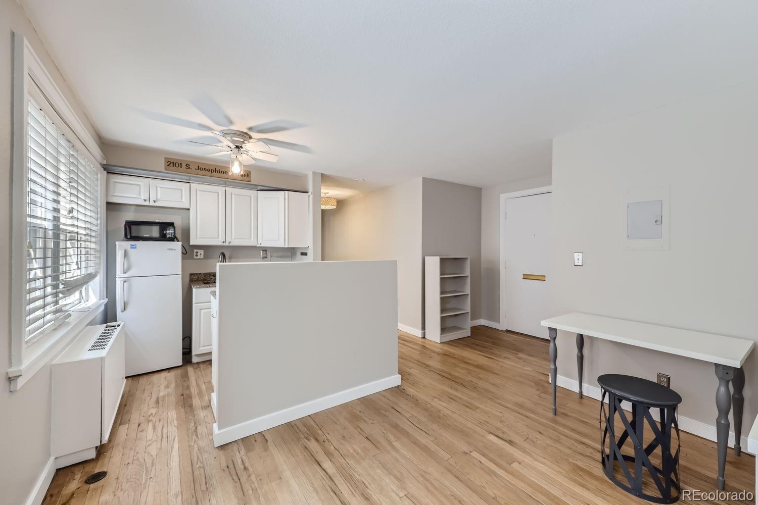 2101 S Josephine Street Unit: 101