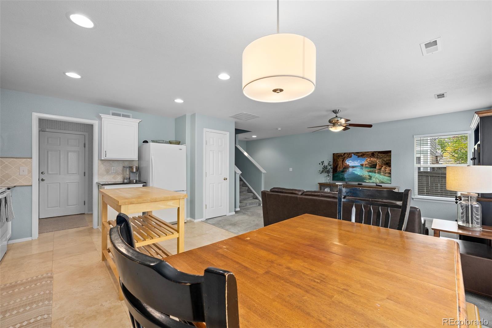 5931 Wescroft Avenue