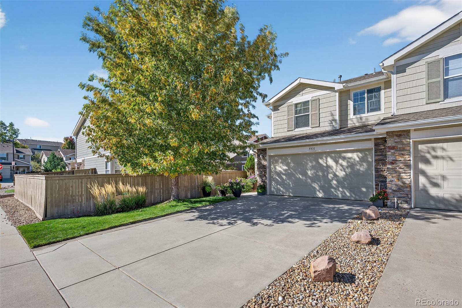 5931 Wescroft Avenue