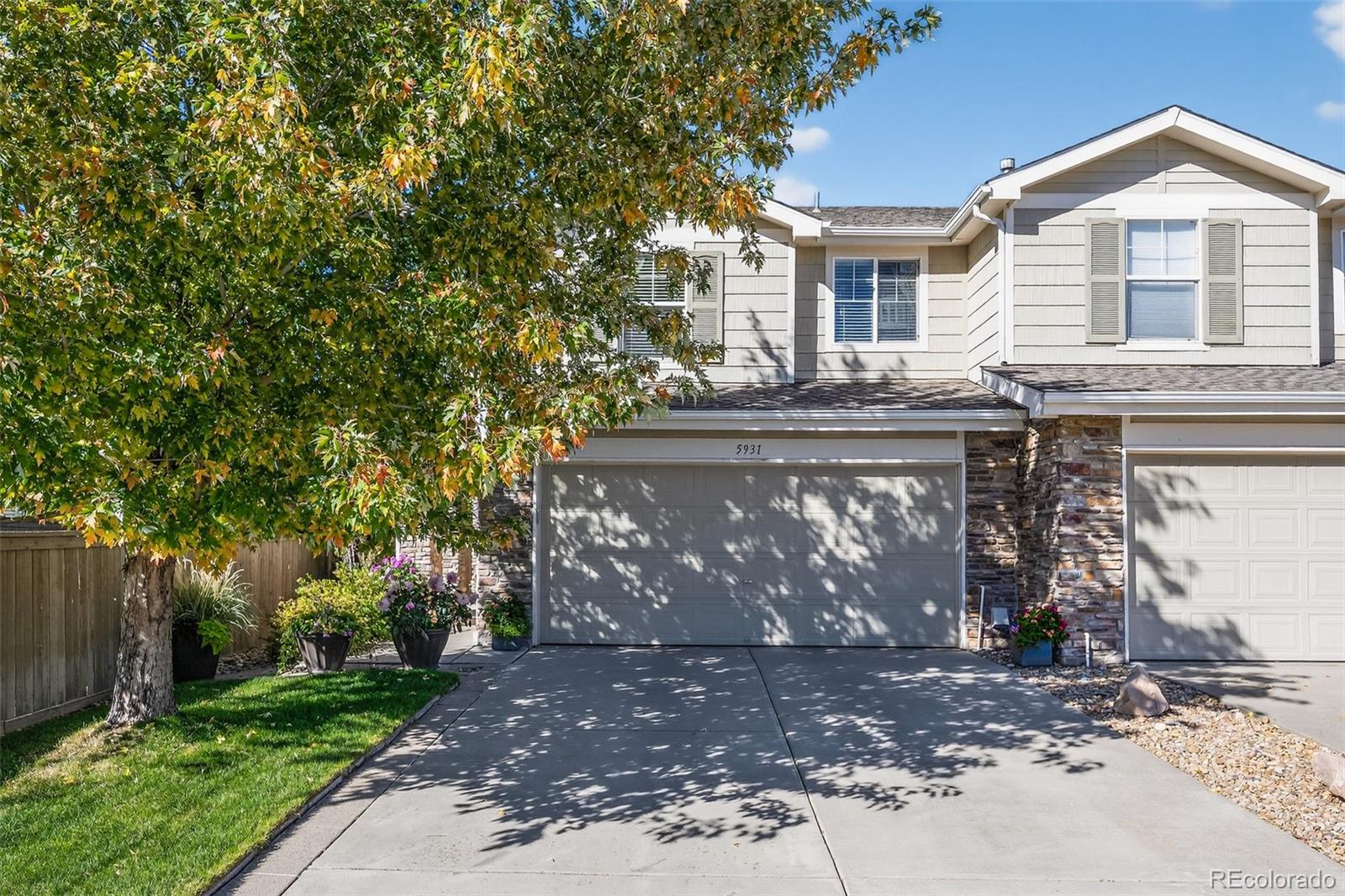 5931 Wescroft Avenue