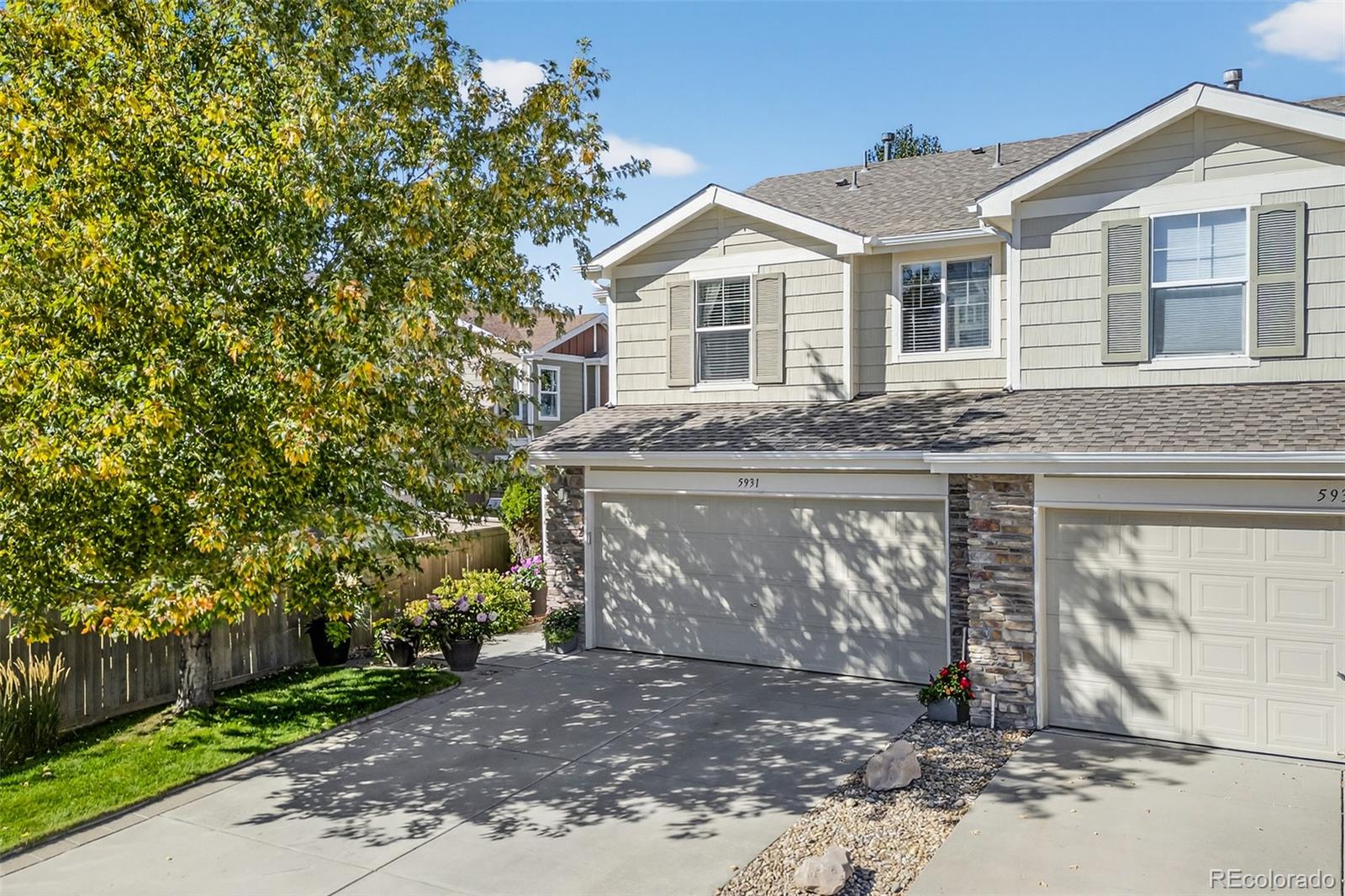 5931 Wescroft Avenue