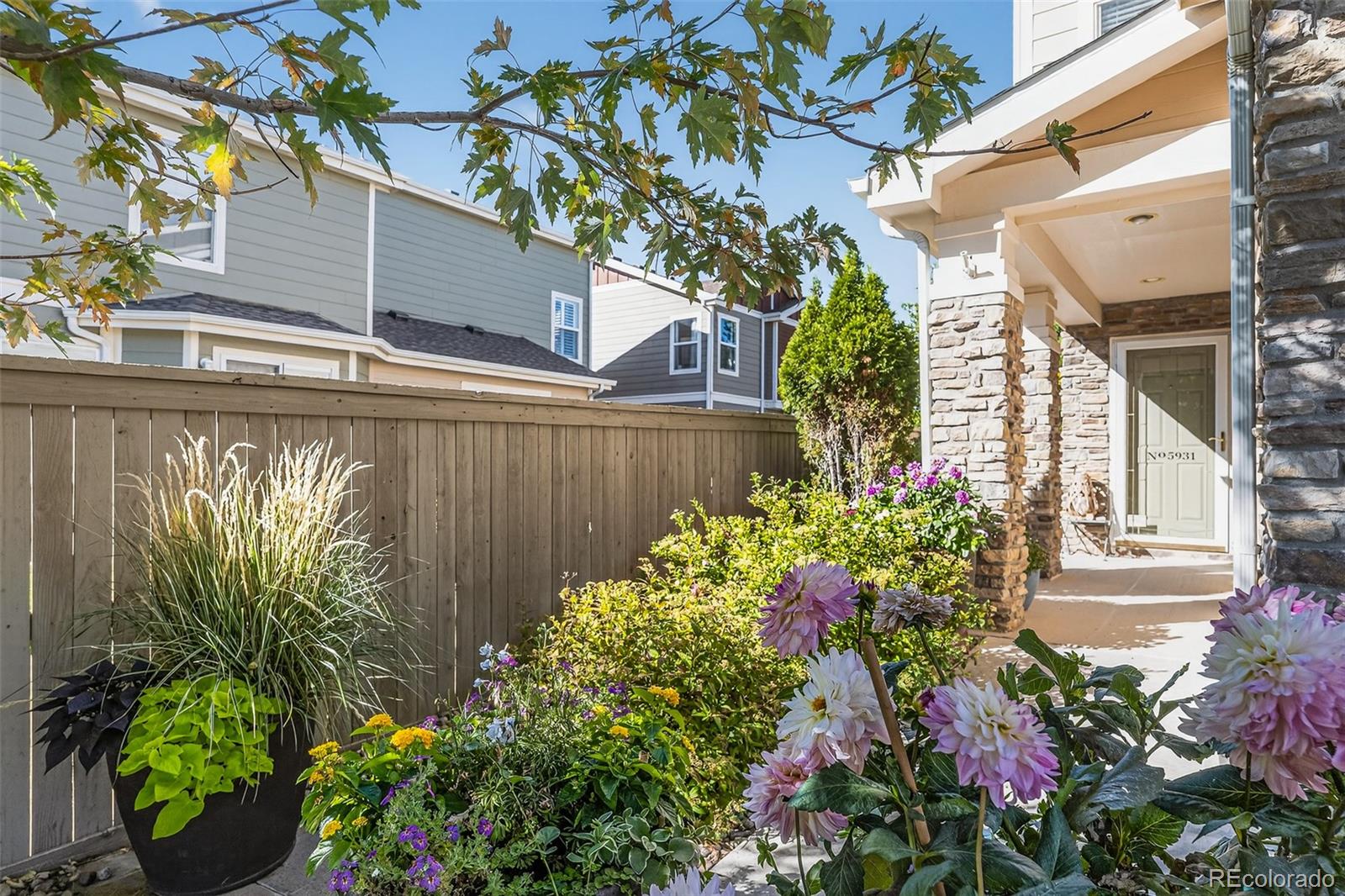 5931 Wescroft Avenue