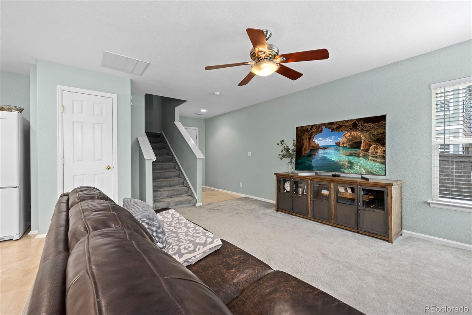 5931 Wescroft Avenue