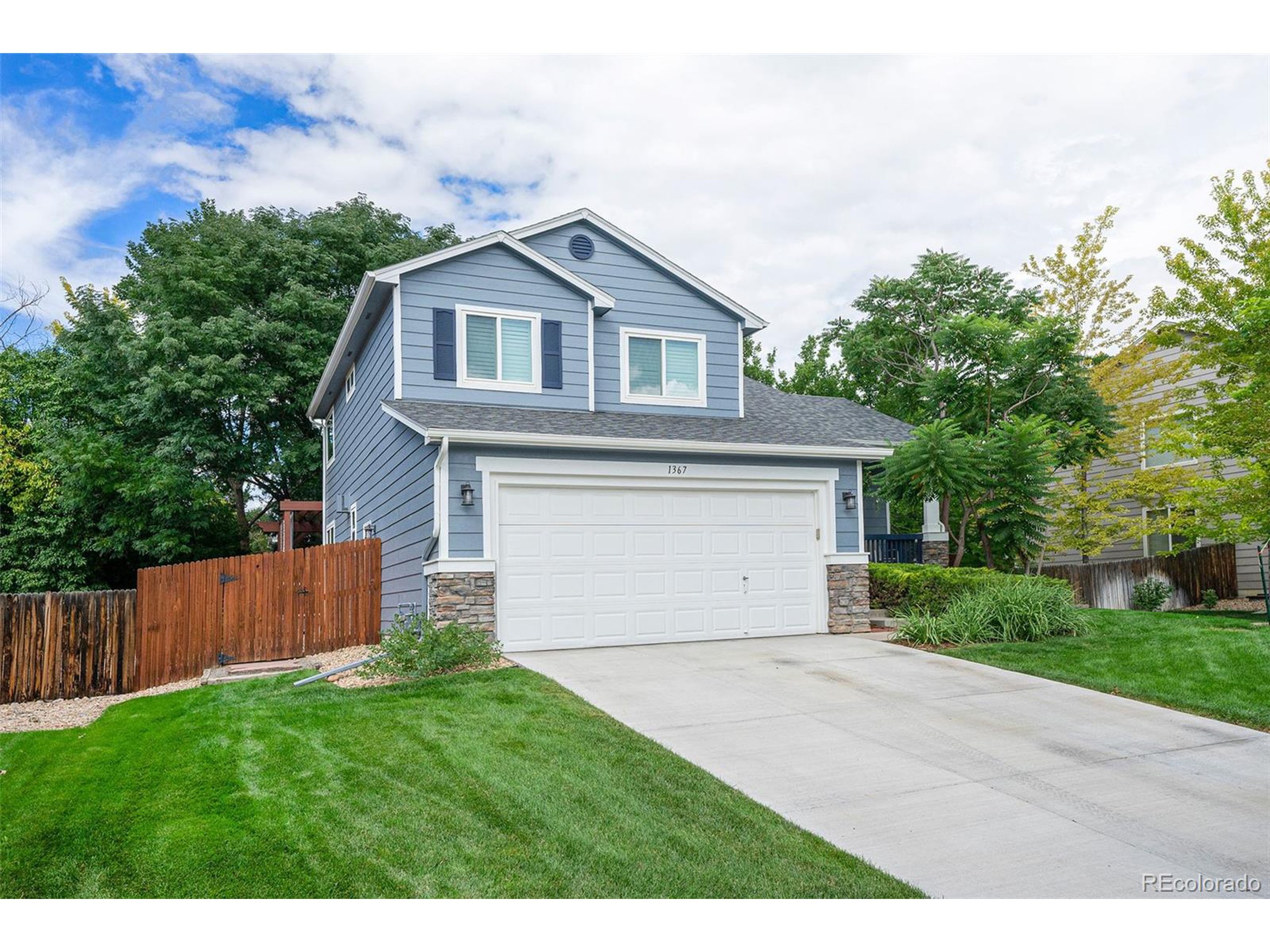 1367 Lambert Cir